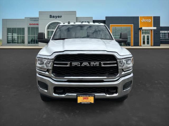 2024 RAM Ram 3500 Chassis Cab RAM 3500 TRADESMAN CHASSIS REGULAR CAB 4X4 60 CA