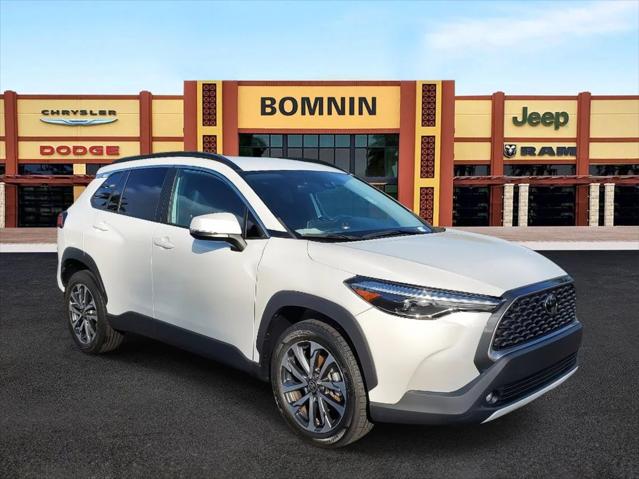 2022 Toyota Corolla Cross XLE 2022 Toyota Corolla Cross XLE