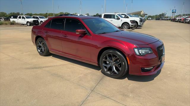 2023 Chrysler 300 Touring L