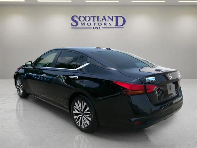 2024 Nissan Altima SV FWD