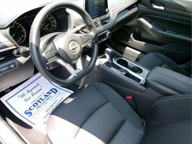 2024 Nissan Altima SV FWD