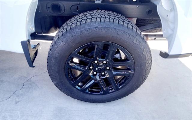 2024 Chevrolet Silverado 1500 4WD Crew Cab Short Bed Custom Trail Boss