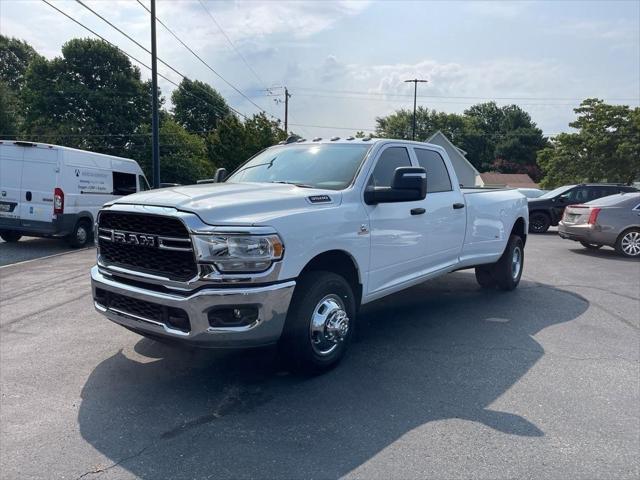 2024 RAM Ram 3500 RAM 3500 TRADESMAN CREW CAB 4X2 8 BOX