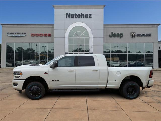 2024 RAM Ram 3500 RAM 3500 LARAMIE MEGA CAB 4X4 64 BOX