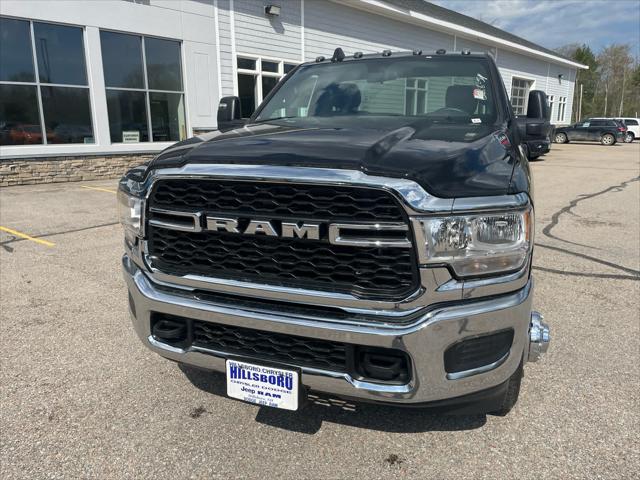 2024 RAM Ram 3500 Chassis Cab RAM 3500 TRADESMAN CHASSIS REGULAR CAB 4X4 60 CA 2024 RAM Ram 3500 Chassis Cab RAM 3500 TRADESMAN CHASSIS REGULAR CAB 4X4 60 CA