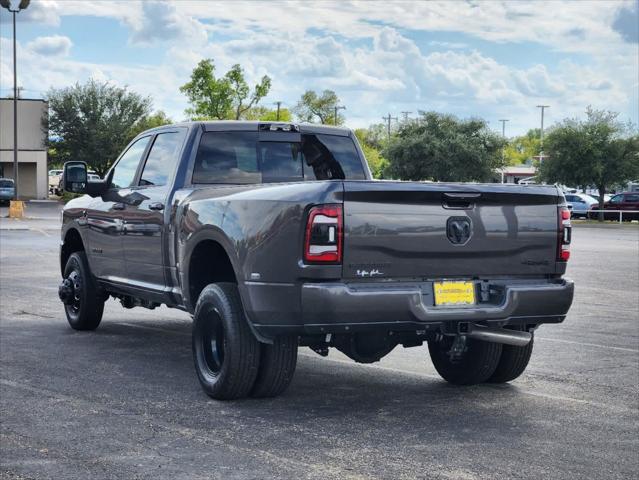 2024 RAM Ram 3500 RAM 3500 LARAMIE CREW CAB 4X4 8 BOX