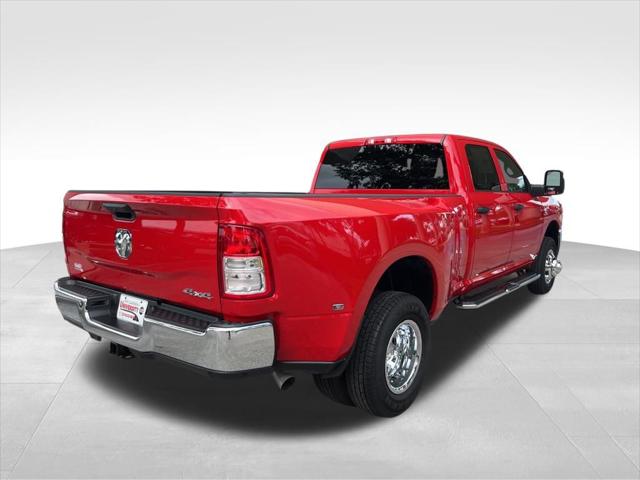 2024 RAM Ram 3500 RAM 3500 TRADESMAN CREW CAB 4X4 8 BOX