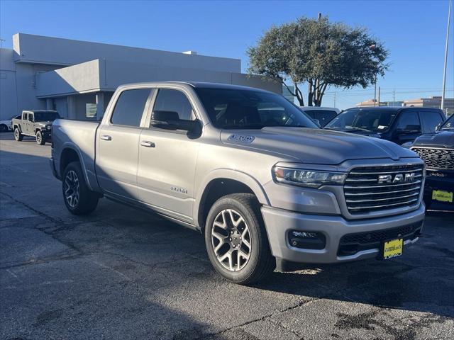 2025 RAM Ram 1500 RAM 1500 LARAMIE CREW CAB 4X4 57 BOX