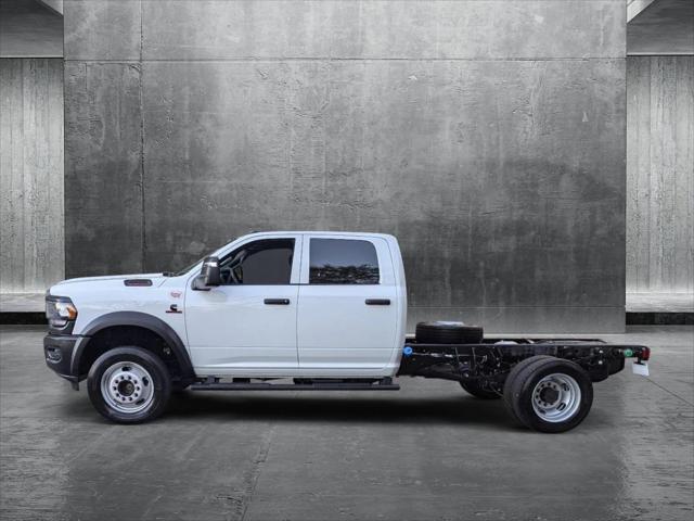 2024 RAM Ram 5500 Chassis Cab RAM 5500 TRADESMAN CHASSIS CREW CAB 4X4 60 CA