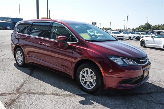 2021 Chrysler Voyager LX