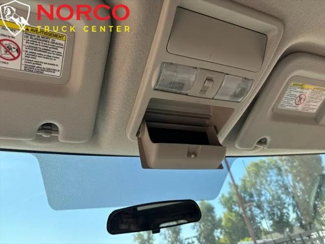 2012 Nissan 1500 NV1500 S V6