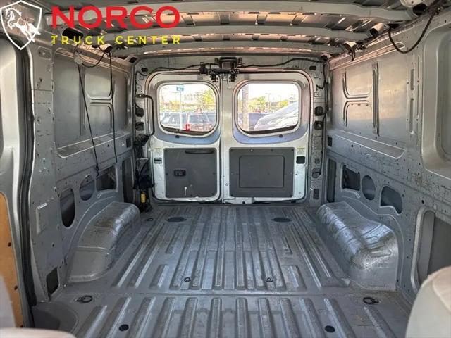 2012 Nissan 1500 NV1500 S V6