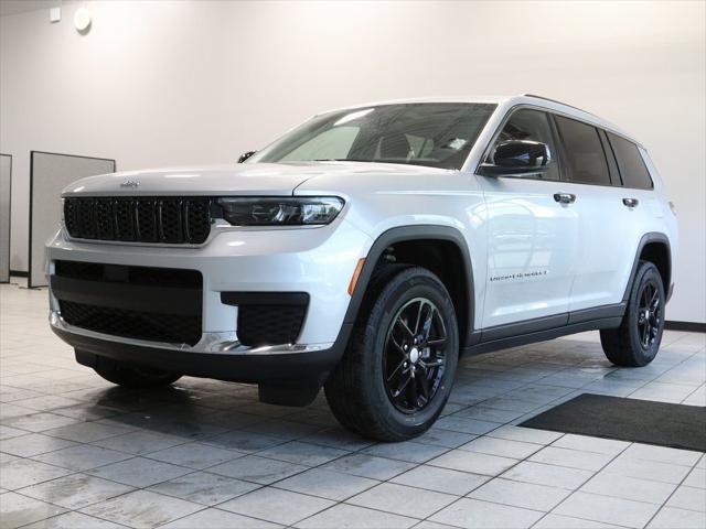 2023 Jeep Grand Cherokee GRAND CHEROKEE L LAREDO 4X4