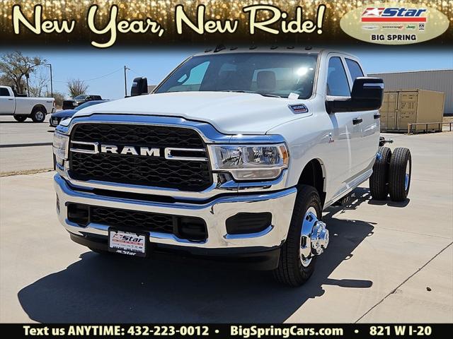 2024 RAM Ram 3500 Chassis Cab RAM 3500 TRADESMAN CREW CAB CHASSIS 4X4 60 CA