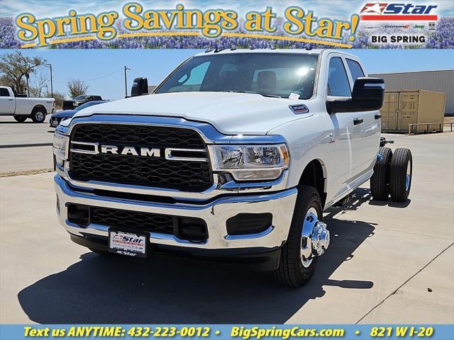 2024 RAM Ram 3500 Chassis Cab RAM 3500 TRADESMAN CREW CAB CHASSIS 4X4 60 CA