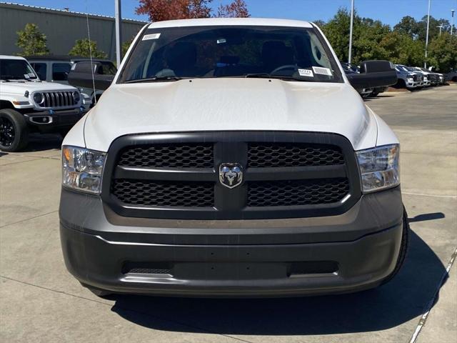 2024 RAM Ram 1500 Classic RAM 1500 CLASSIC TRADESMAN QUAD CAB 4X4 64 BOX