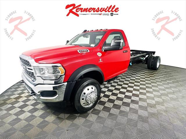 2024 RAM Ram 5500 Chassis Cab RAM 5500 TRADESMAN CHASSIS REGULAR CAB 4X2 120 CA