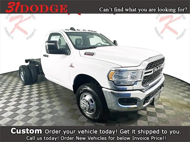 2024 RAM Ram 3500 Chassis Cab RAM 3500 TRADESMAN CHASSIS REGULAR CAB 4X4 60 CA