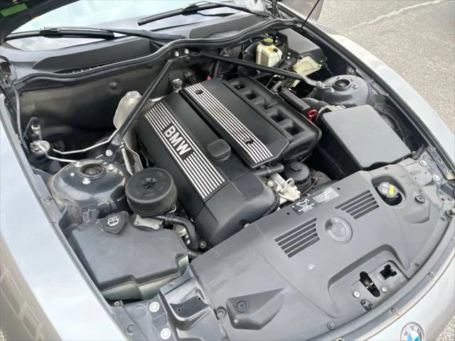 2003 BMW Z4 2.5i