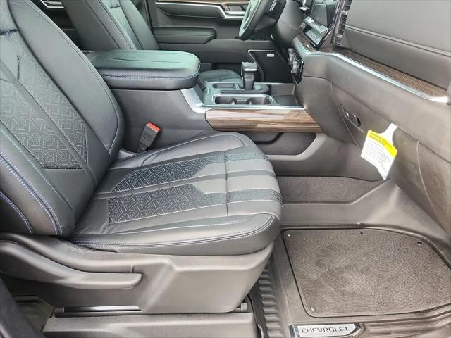 2024 Chevrolet Silverado 1500 4WD Crew Cab Short Bed RST