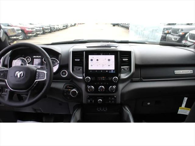 2025 Ram 1500 Big Horn Crew Cab 4x4 64 Box