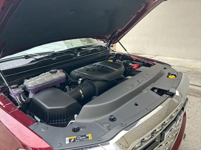 2025 Ram 1500 Limited Crew Cab 4x4 57 Box