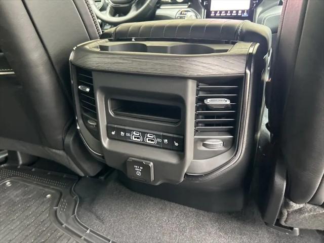 2025 Ram 1500 Limited Crew Cab 4x4 57 Box