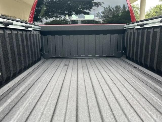 2025 Ram 1500 Limited Crew Cab 4x4 57 Box