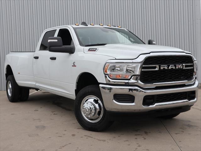 2024 RAM Ram 3500 RAM 3500 TRADESMAN CREW CAB 4X4 8 BOX