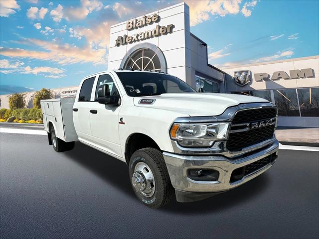 2024 RAM Ram 3500 Chassis Cab RAM 3500 TRADESMAN CREW CAB CHASSIS 4X4 60 CA