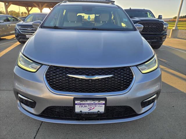 2021 Chrysler Pacifica Hybrid Touring L 2021 Chrysler Pacifica Hybrid Touring L