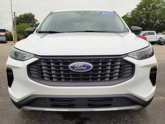 2023 Ford Escape Base