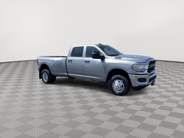 2024 RAM Ram 3500 RAM 3500 TRADESMAN CREW CAB 4X4 8 BOX