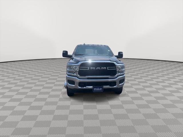 2024 RAM Ram 3500 RAM 3500 TRADESMAN CREW CAB 4X4 8 BOX