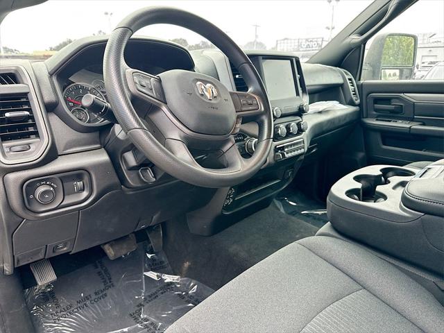 2024 RAM Ram 2500 RAM 2500 TRADESMAN REGULAR CAB 4X4 8 BOX 2024 RAM Ram 2500 RAM 2500 TRADESMAN REGULAR CAB 4X4 8 BOX