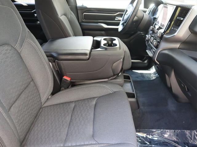 2025 Ram 1500 Big Horn Crew Cab 4x4 6'4" Box