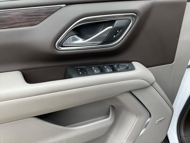 2022 Chevrolet Suburban 4WD LT