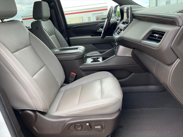 2022 Chevrolet Suburban 4WD LT