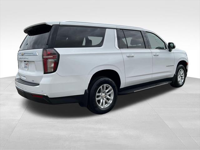 2022 Chevrolet Suburban 4WD LT