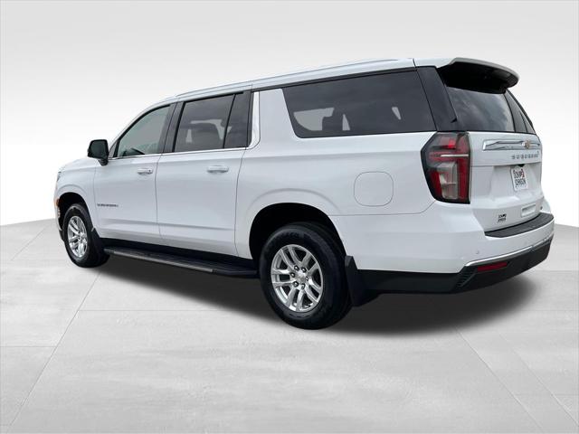 2022 Chevrolet Suburban 4WD LT