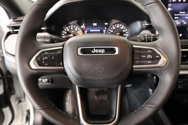 2024 Jeep Compass Latitude Lux FWD