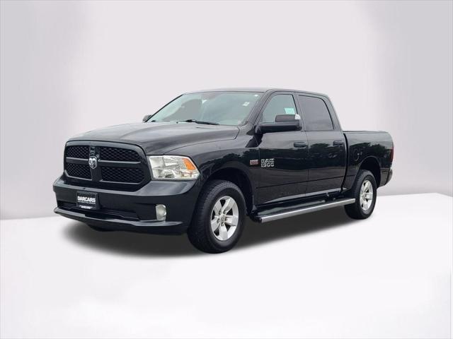 2017 RAM 1500 Express Crew Cab 4x4 57 Box