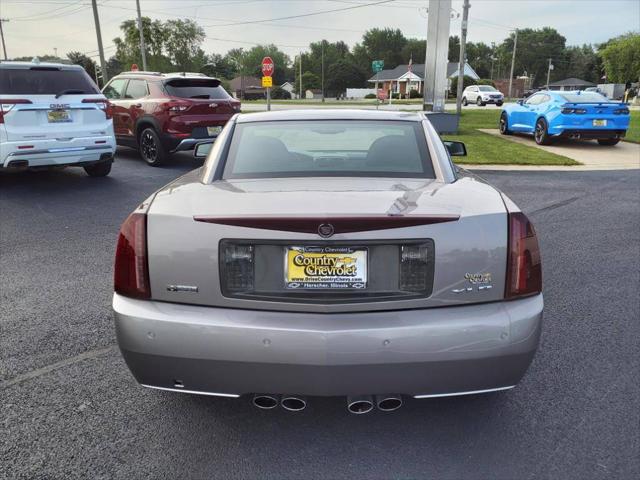 2005 Cadillac XLR Standard