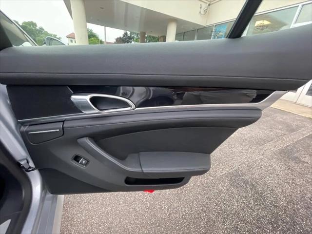 2014 Porsche Panamera 4