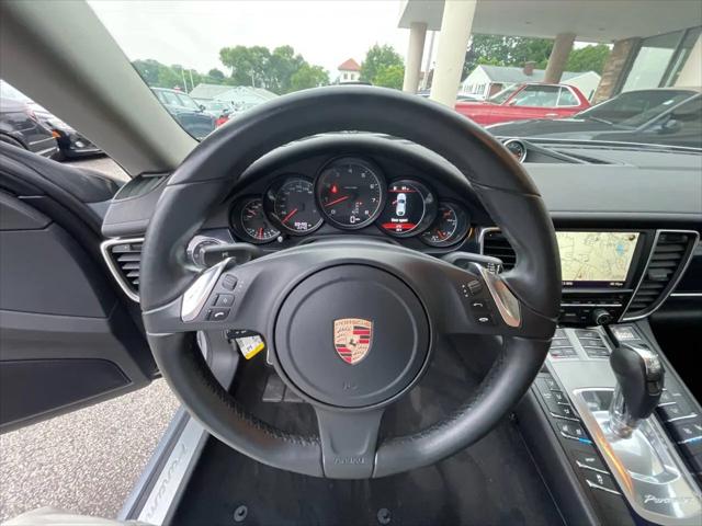 2014 Porsche Panamera 4