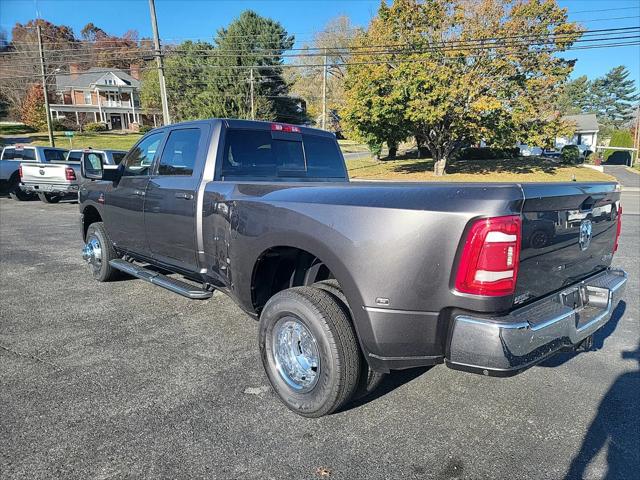 2024 RAM Ram 3500 RAM 3500 TRADESMAN CREW CAB 4X4 8 BOX