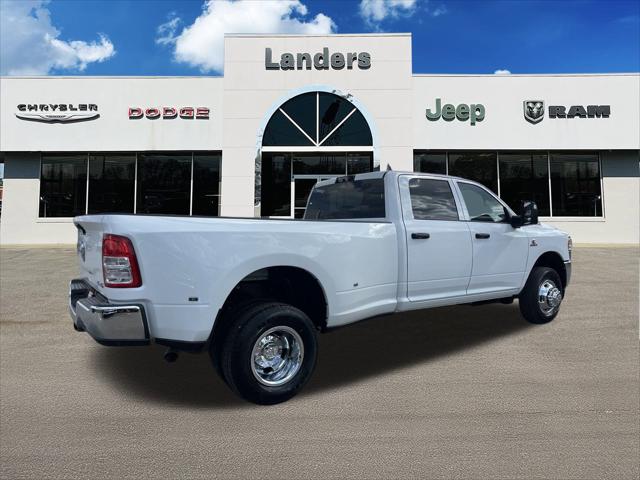 2024 RAM Ram 3500 RAM 3500 TRADESMAN CREW CAB 4X4 8 BOX