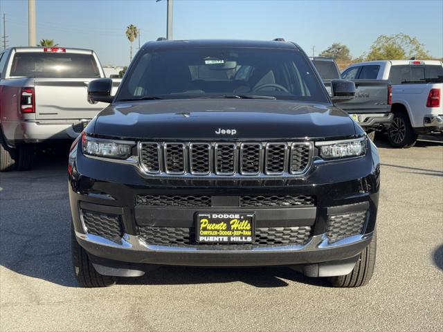 2024 Jeep Grand Cherokee GRAND CHEROKEE L LAREDO X 4X4