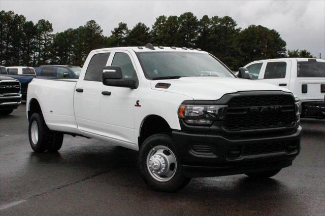 2024 RAM Ram 3500 RAM 3500 TRADESMAN CREW CAB 4X4 8 BOX