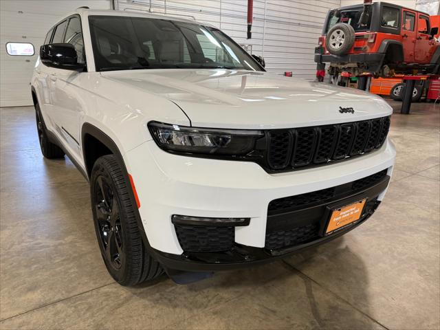 2023 Jeep Grand Cherokee L Limited 4x4